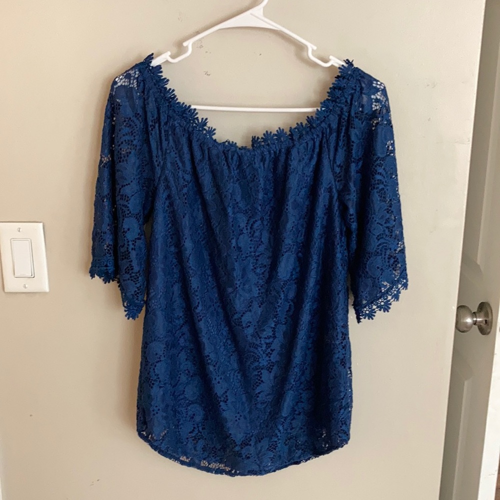 Cute blouse